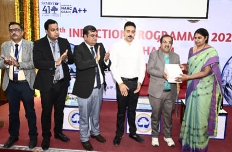 इंडक्शन कार्यक्रम में नवप्रवेशित विद्यार्थियों को मिली करियर की दिशा