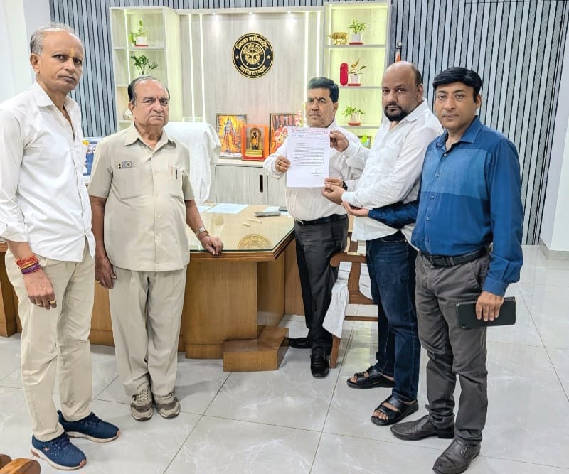 *बढ़ा हुआ गृहकर और जोनल कार्यालयों में भ्रष्टाचार बना शहरवासियों के लिए मुसीबत, व्यापार मंडल ने की जब तक हाउसटैक्स पुरानी दरों पर लागू नहीं हो जाता तब तक सॉफ्टवेयर अपडेट और राहत की जोरदार मांग*!