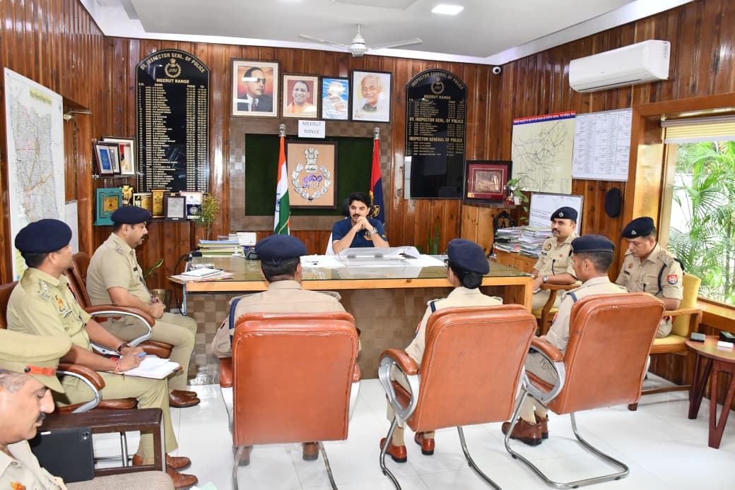 डीआईजी का सख्त फरमान: रोज एक घंटे अपराधों की समीक्षा करें अधिकारी, लुटेरों और गैंगस्टरों पर कसें शिकंजा