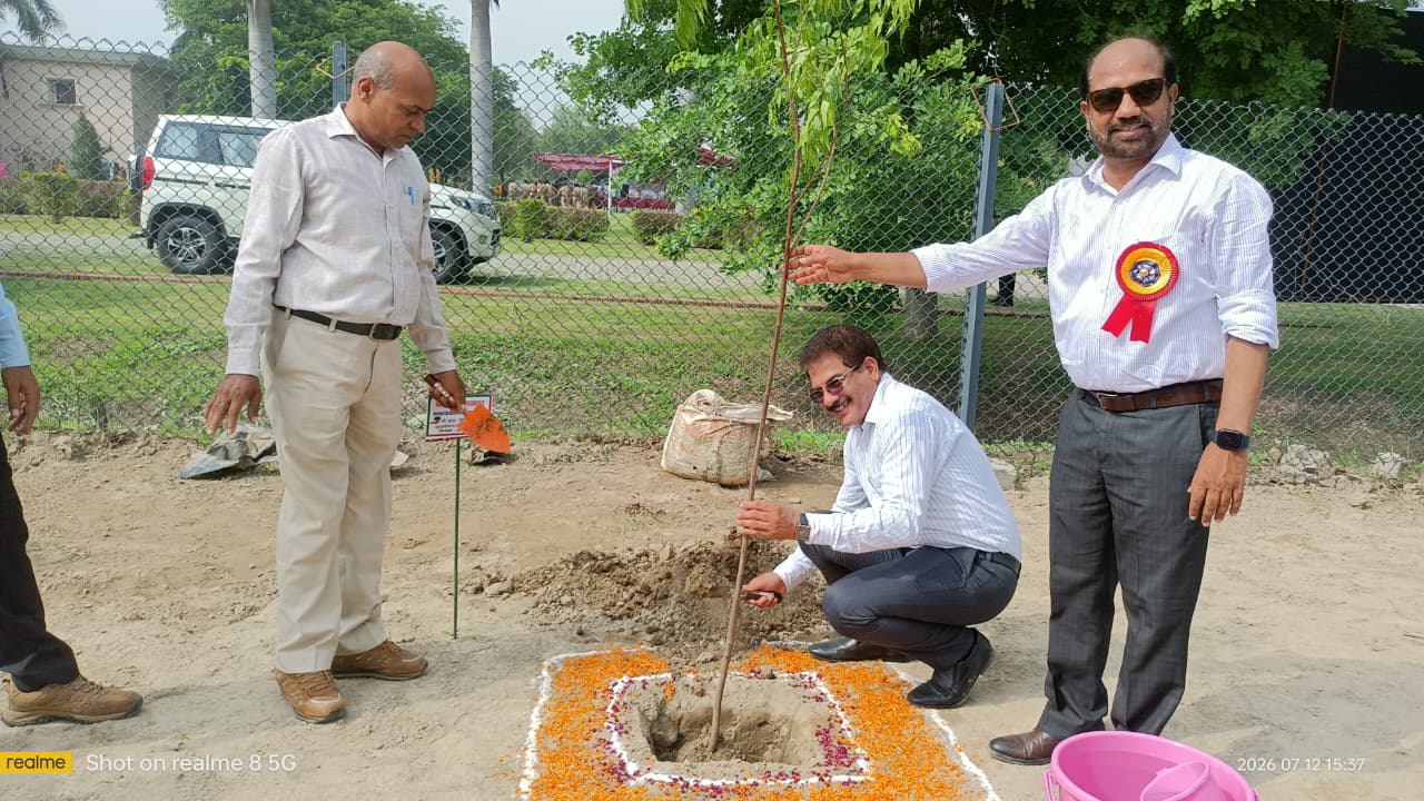 'एक पेड़ माँ के नाम' अभियान के अंतर्गत यारा बबराला में वृक्षारोपण महायज्ञ-2026 का भव्य आयोजन!