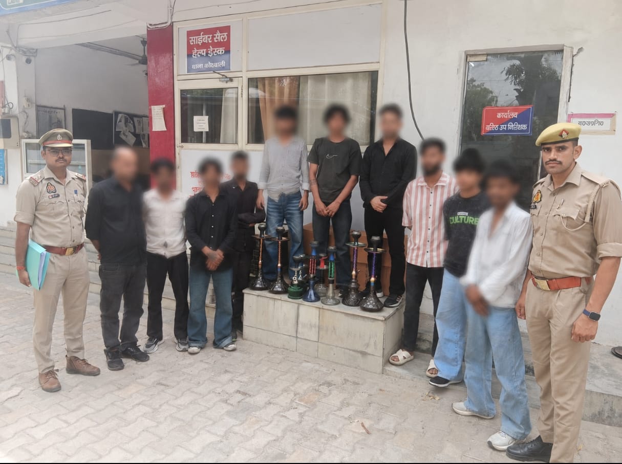 *एंजल मॉल के दो क्लबों में चल रहा था अवैध हुक्का बार, पुलिस ने मारा छापा*