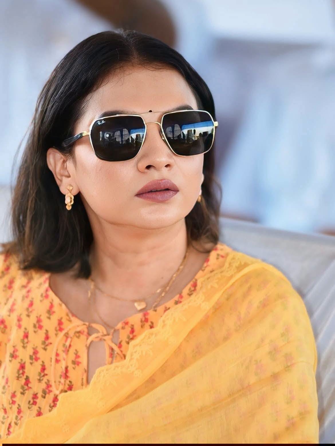 ये सविता प्रधान हैं, जो मध्य प्रदेश के सिंगरौली में बतौर PCS अधिकारी तैनात हैं।