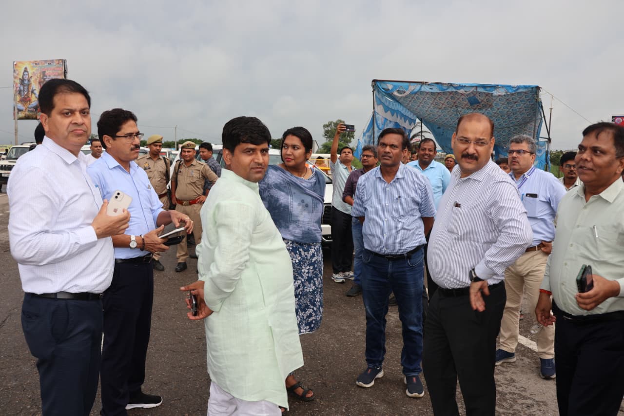 डीएम ने कांवड़ मार्ग का किया निरीक्षण, स्वास्थ्य शिविरों से लेकर सुरक्षा व्यवस्था तक परखी तैयारियां