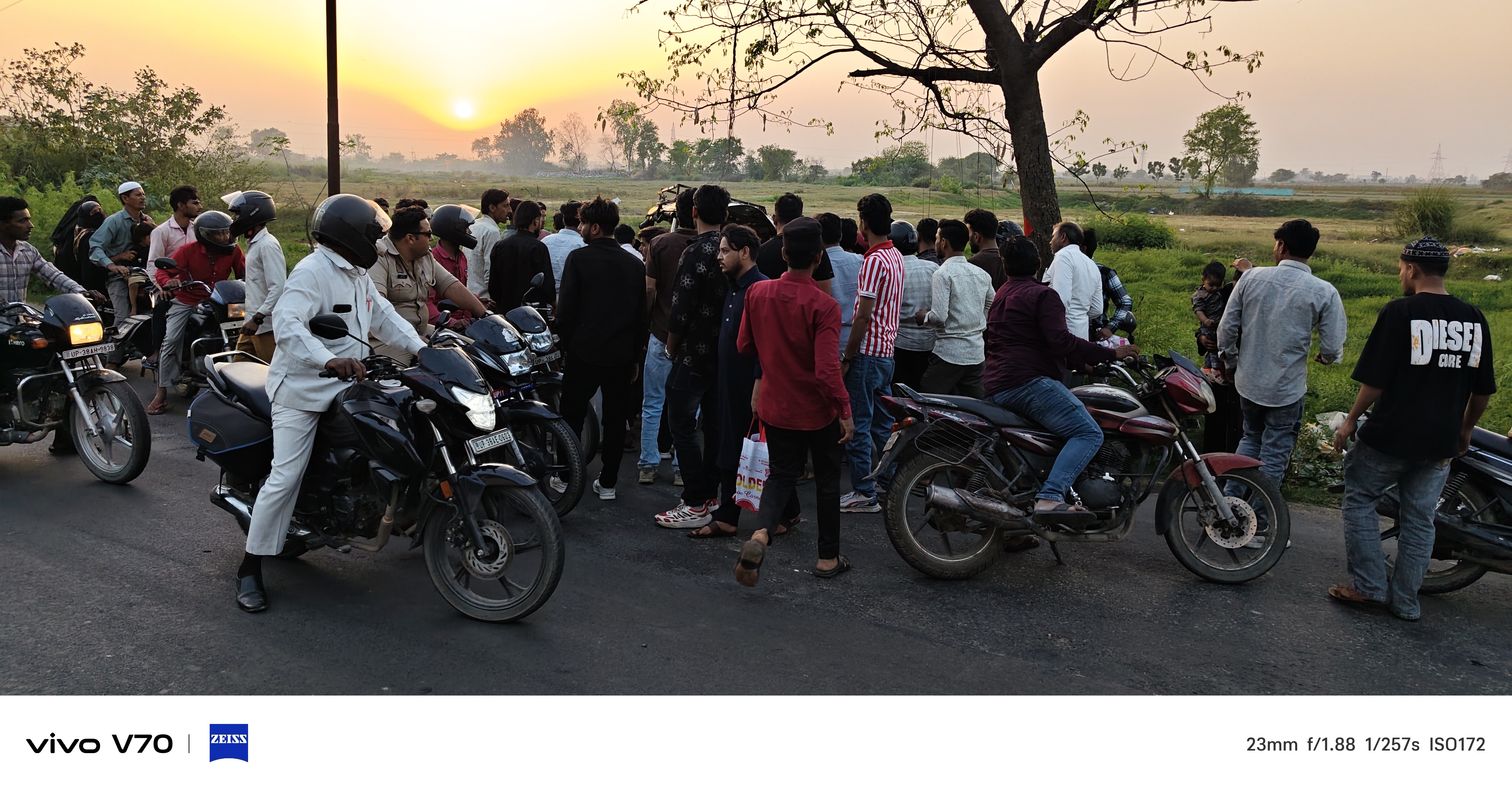 संभल–मुरादाबाद मार्ग पर चंदौसी बाईपास से पहले पलटा ऑटो,