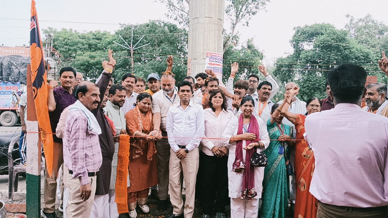 *युग परिवर्तन सेवा समिति द्वारा घुकना मोड मेरठ रोड पर आयोजित 11 वें कांवड़ शिविर का उदघाटन*