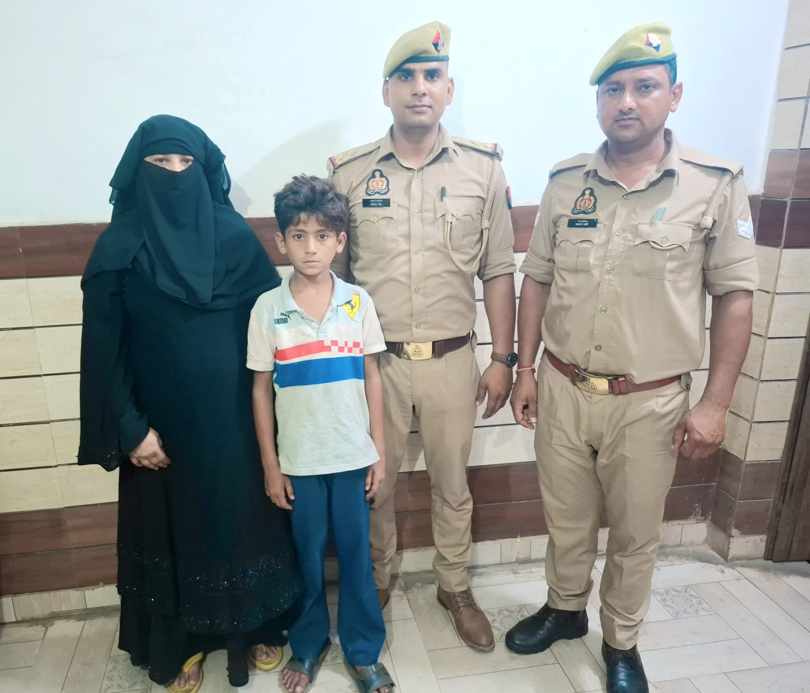 संदिग्ध परिस्थितियों में  लापता हुए 11 वर्षीय बच्चे को पुलिस ने चंद घंटों में तलाश कर परिजनों को सौंपा