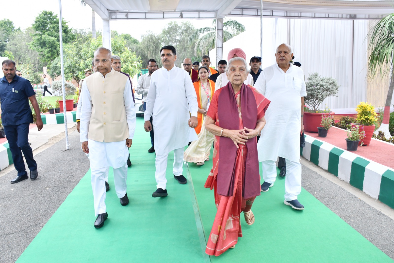 सरदार वल्लभभाई पटेल कृषि एवं प्रौद्योगिकी विश्वविद्यालय का 19वां दीक्षांत समारोह सम्पन्न, 450 विद्यार्थियों को प्रदान की गई उपाधियां