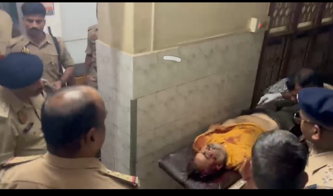 *बेटे ने गोली बरसाकर पिता को मौत के घाट उतारा*