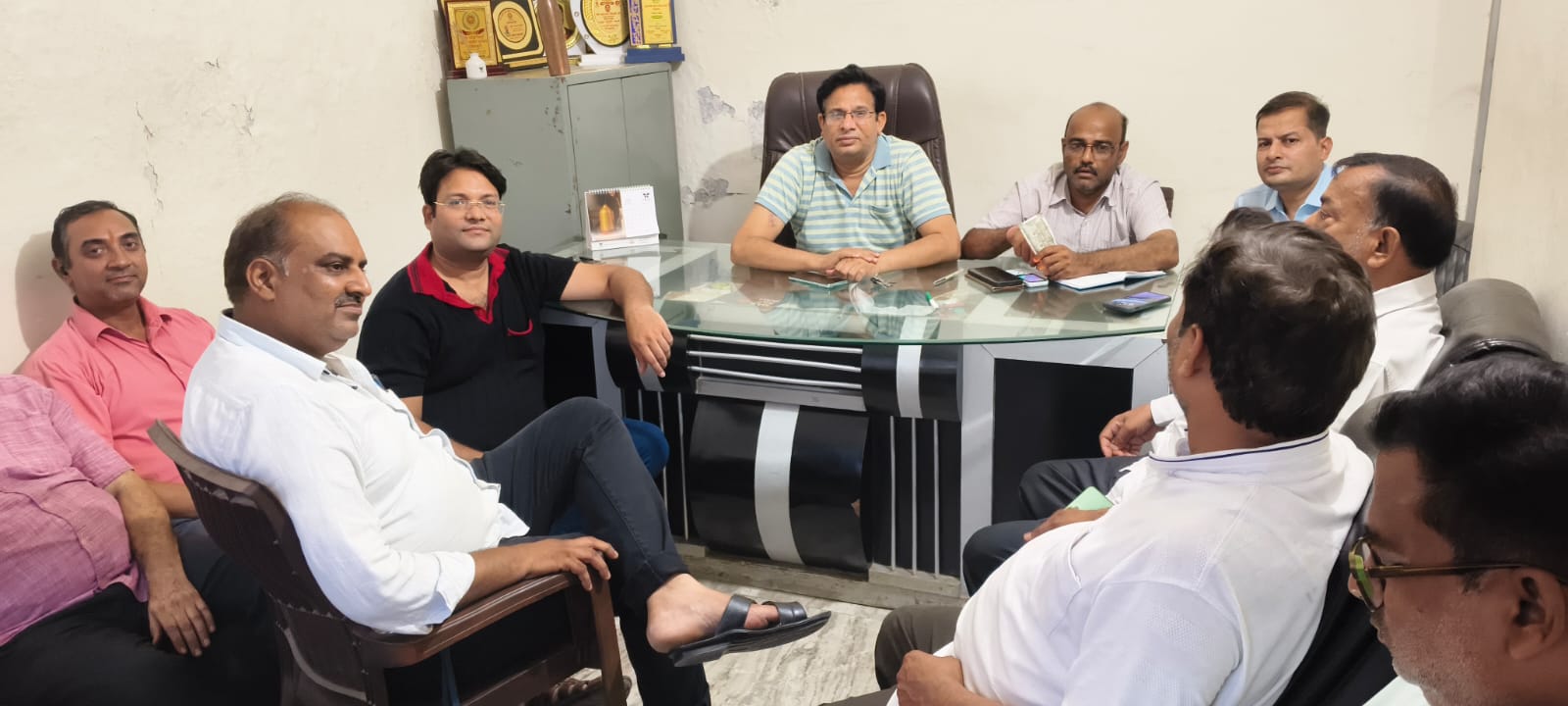 कांवड़ यात्रा को लेकर उत्तर प्रदेश उद्योग व्यापार मंडल मुरादनगर  की बैठक का हुआ आयोजन