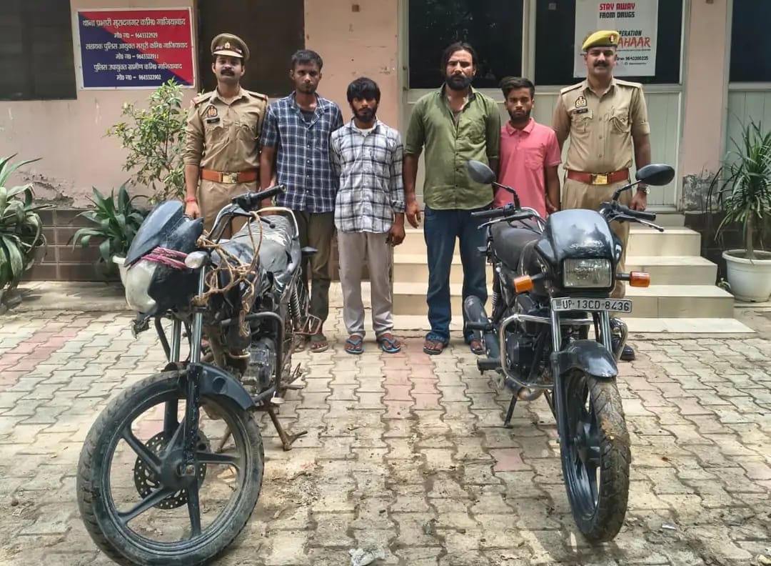 एनसीआर में वाहन चोरी करने वाले वाहन चोर गिरोह के चार बदमाशों को पुलिस ने किया  गिरफ्तार,