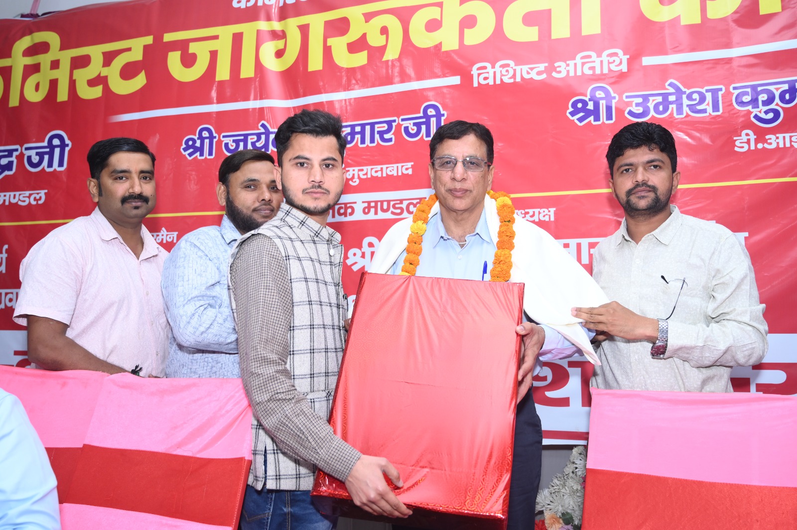 तेज बारिश व ओलावृष्टि ने बरसाया कहर किसानों की फसले हुई बर्बाद