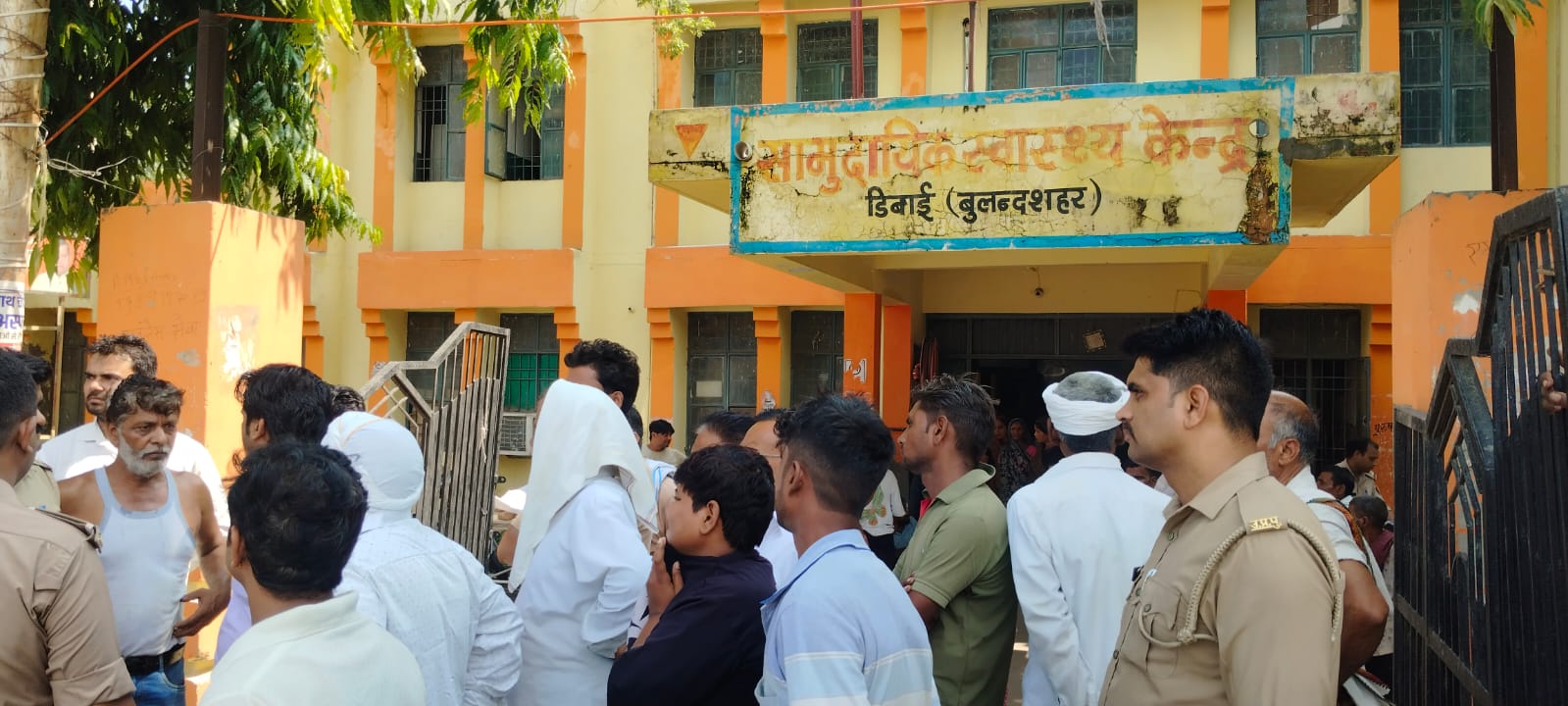 इच्छावरी में करंट लगने से किसान की मौत, परिजनों ने पड़ोसियों पर लापरवाही का लगाया आरोप,
