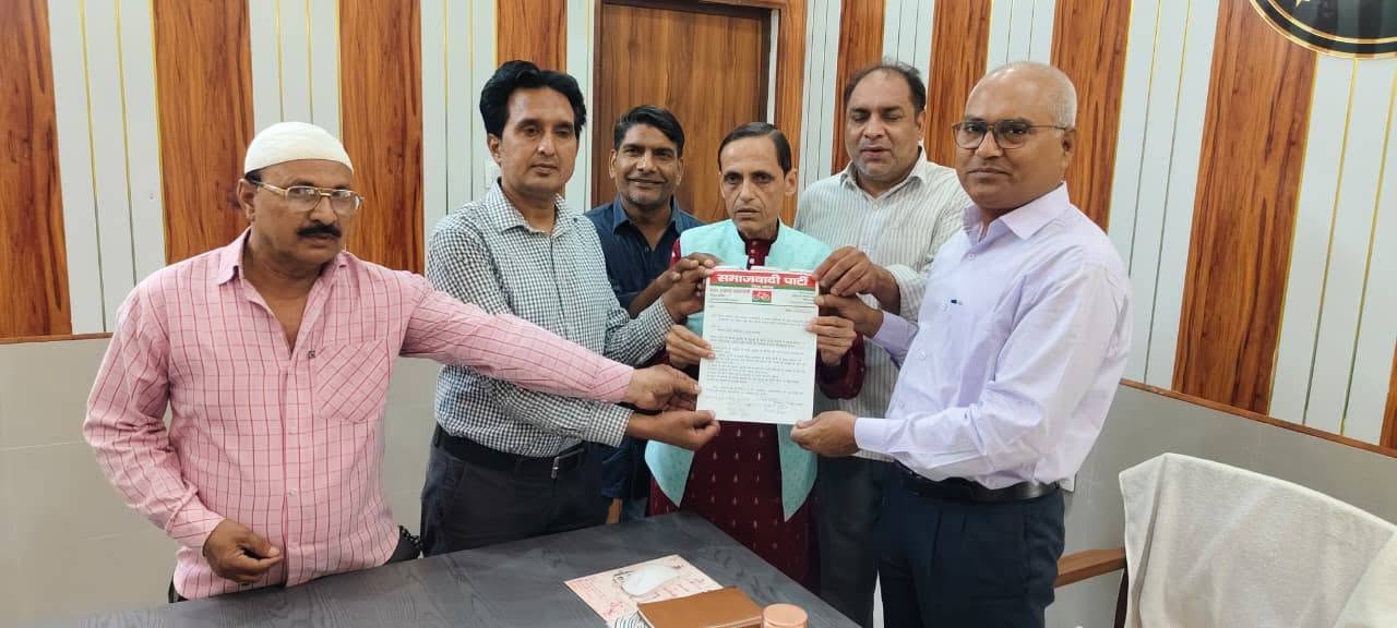 मोर्हरम पर जुलूस मार्गो पर प्याऊ को ठीक करने के लिए दिया ज्ञापन