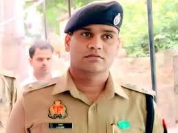 एक वृद्ध व्यक्ति के साथ किये गए अभद्र व्यवहार की पुष्टि के पश्चात उप निरीक्षक को निलंबित क्र विभा