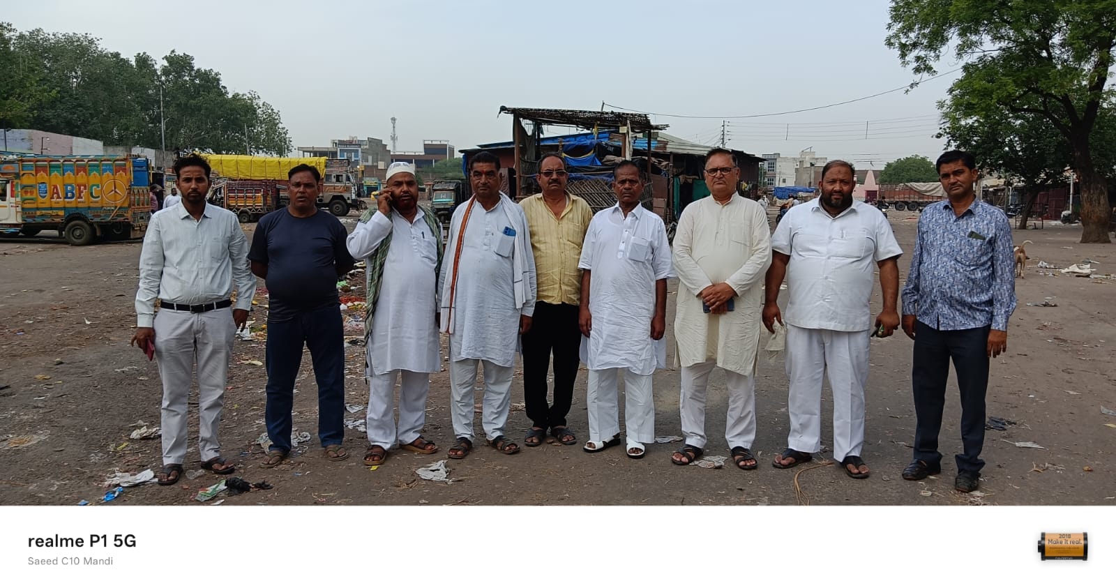 मथुरा मंडी के पूर्ण सहयोग से माह के अंतिम दिन बंद रही फल-सब्जी मंडी, सफाई व्यवस्था बनी मिसाल