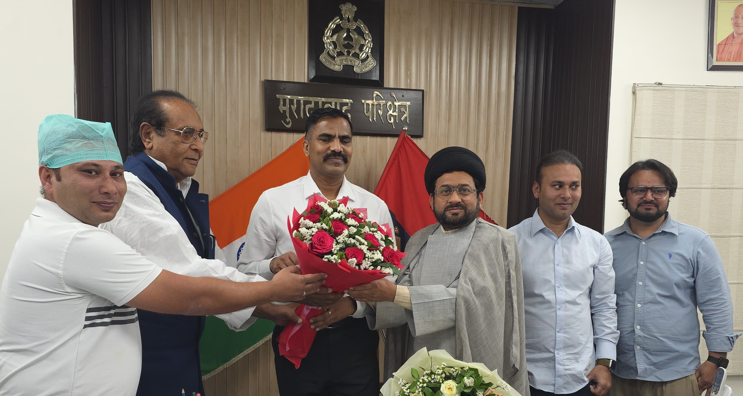 नजफे हिन्द की सालाना मजलिस को लेकर डीआईजी से मिले मौलाना शबाब हैदर नकवी, प्रशासनिक सहयोग का मिला आश्वासन