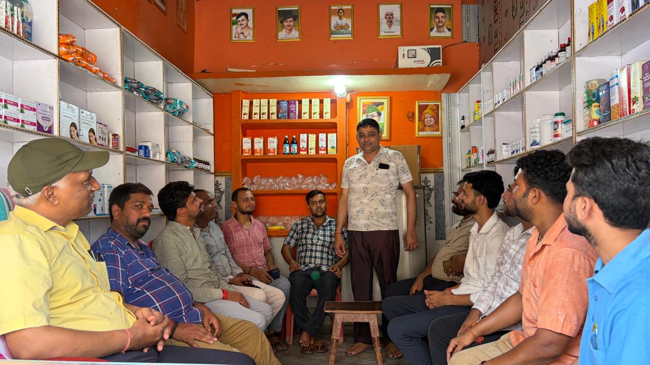 शीर्षक: सदैव समाज हित समर्पित रहेगी केमिस्ट एसोसिएशन : आशीष विश्वास