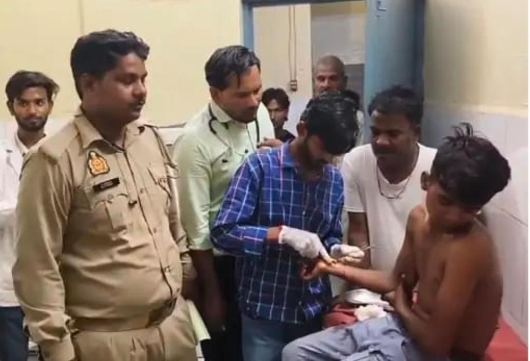 कैप विवाद में नाबालिगों पर हमला घायल बच्चों को अस्पताल में कराया गया भर्ती
