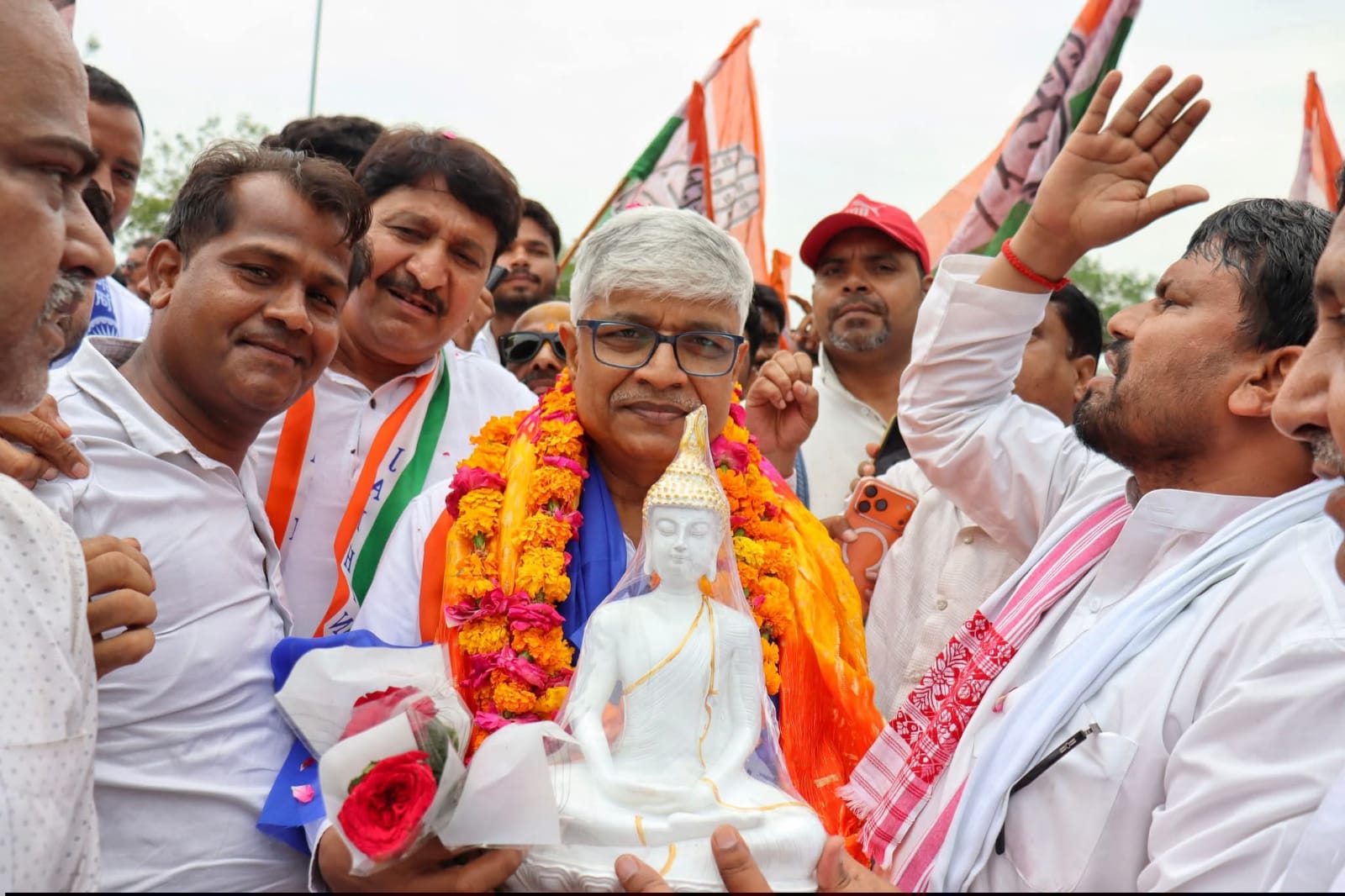 मथुरा में कांग्रेस प्रभारी राजेंद्र पाल गौतम का भव्य स्वागत, कार्यकर्ताओं में दिखा उत्साह