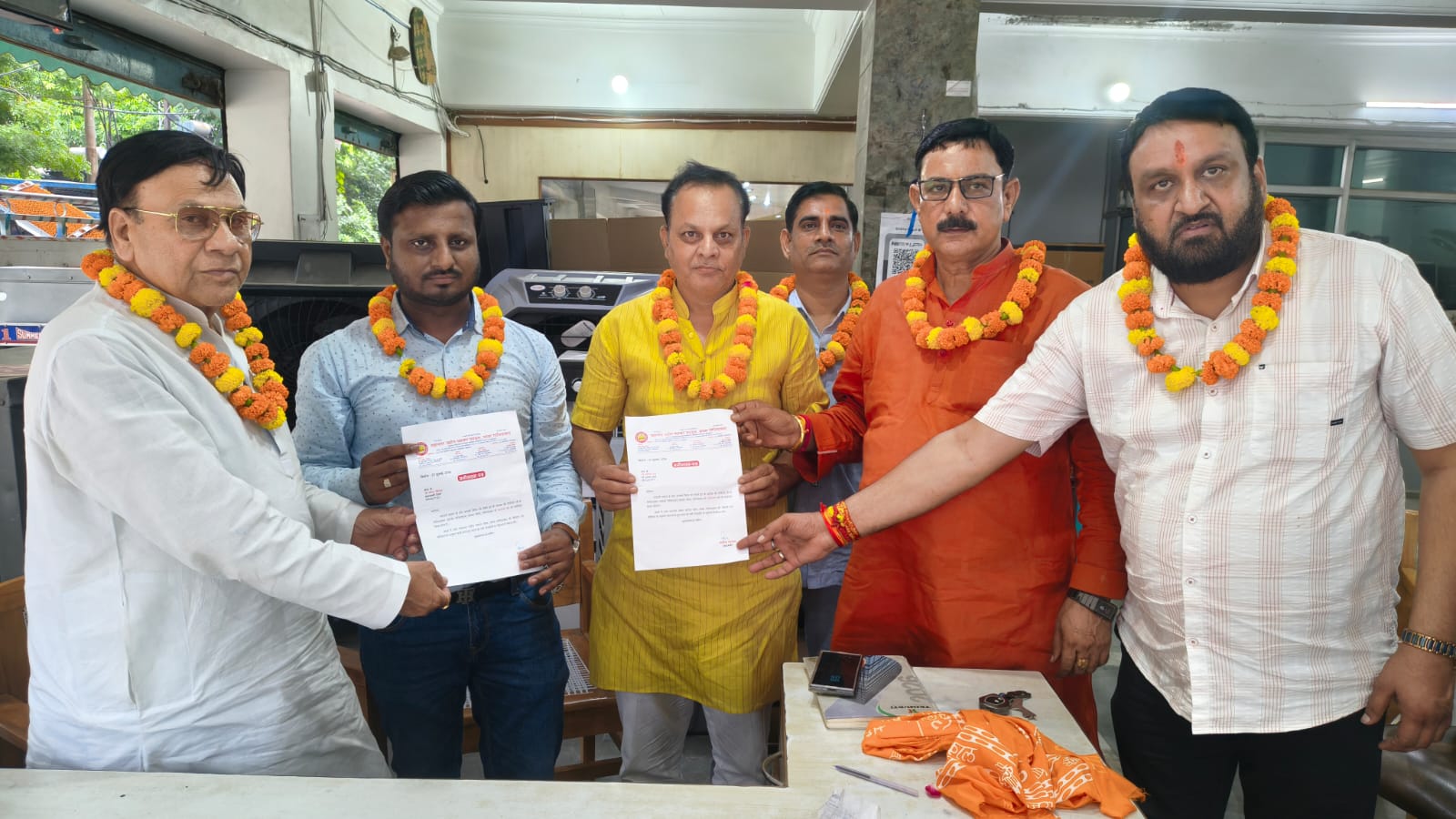 *गोविंदपुरम व्यापार मंडल का हुआ विस्तार, नए पदाधिकारियों को मिली महत्वपूर्ण जिम्मेदारियां*